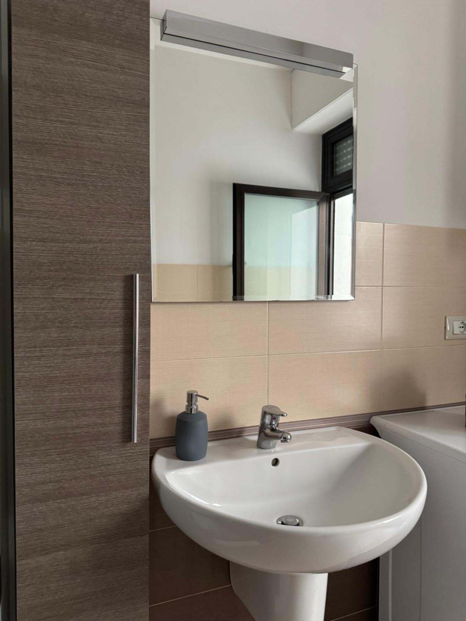 Casa Manthone - Luxrental Apartments Pescara Kültér fotó